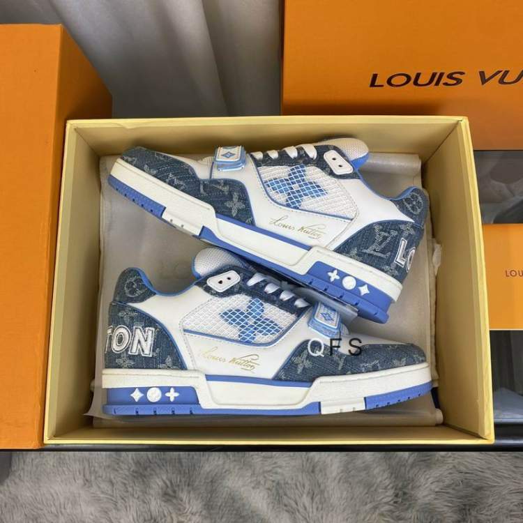 Picture of Louis Vuitton Shoes _SKULVsz35-44FS011312564